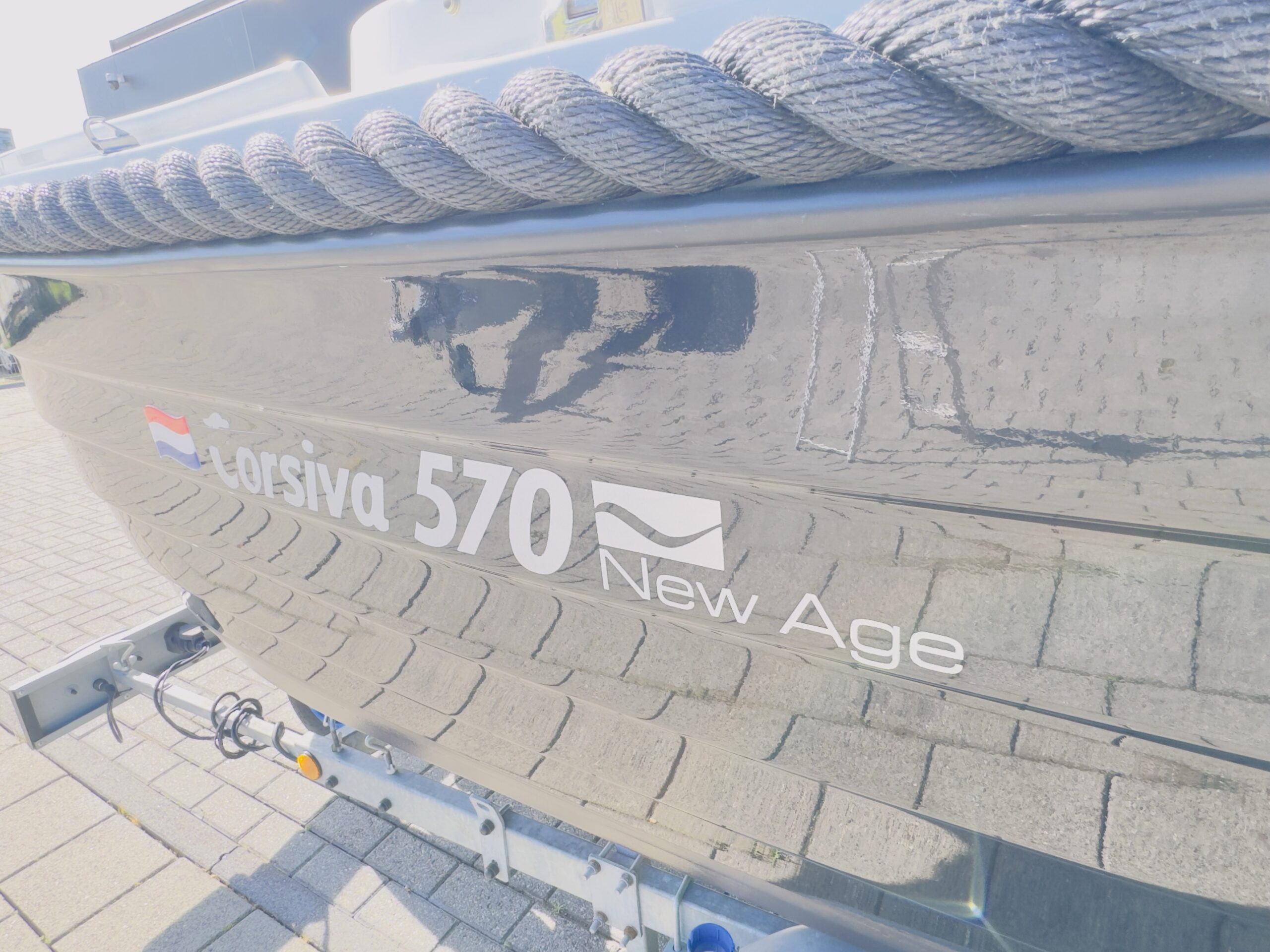 Corsiva 570 sloep zwart %count(title) Officiële Suzuki Marine dealer Noord-Holland Corsiva_570_sloep_kopen