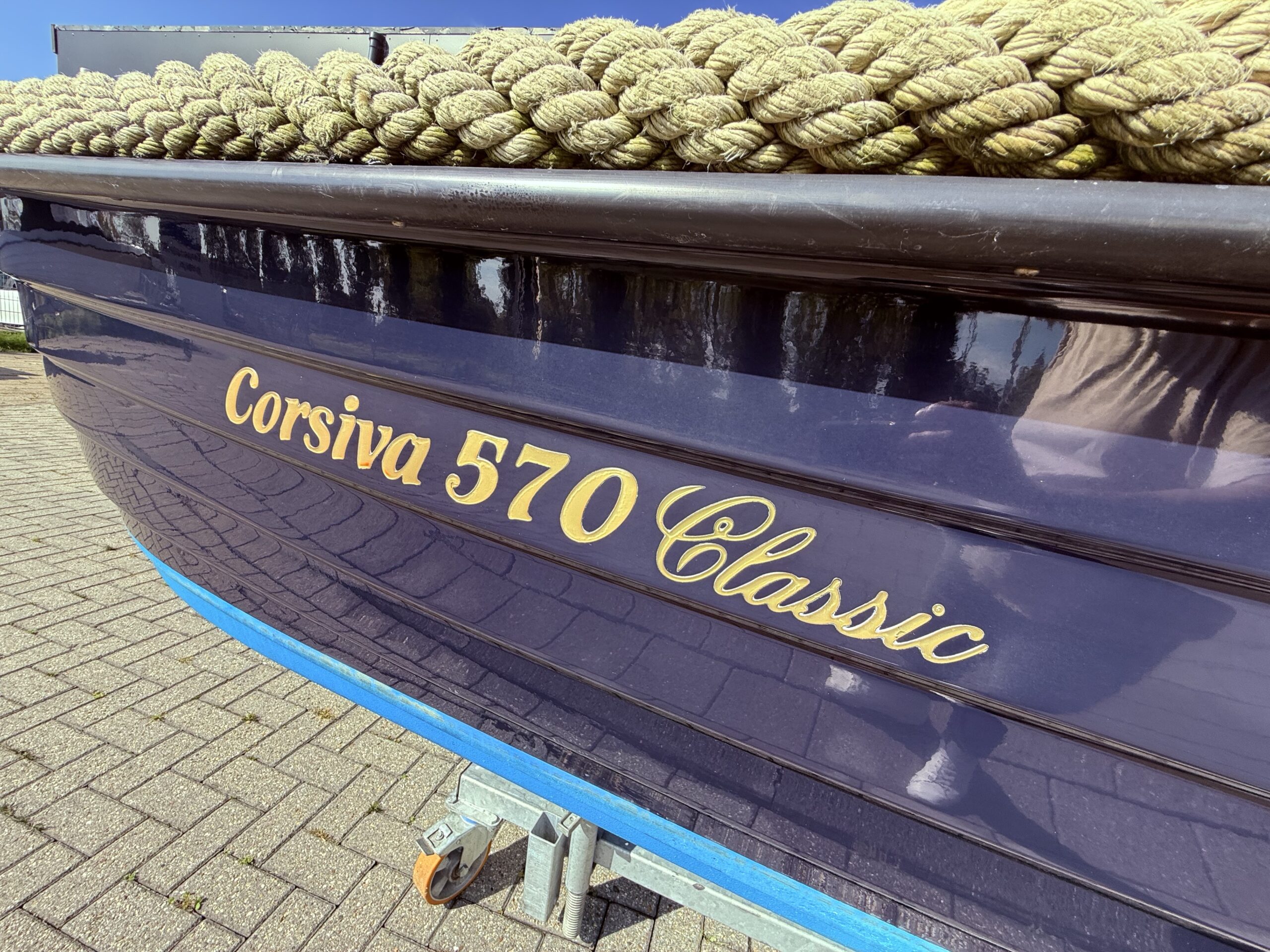 Corsiva 570 sloep incl 20PK Mercury %count(title) Officiële Suzuki Marine dealer Noord-Holland goedkoop tweedehands Corsica 570 classic sloep