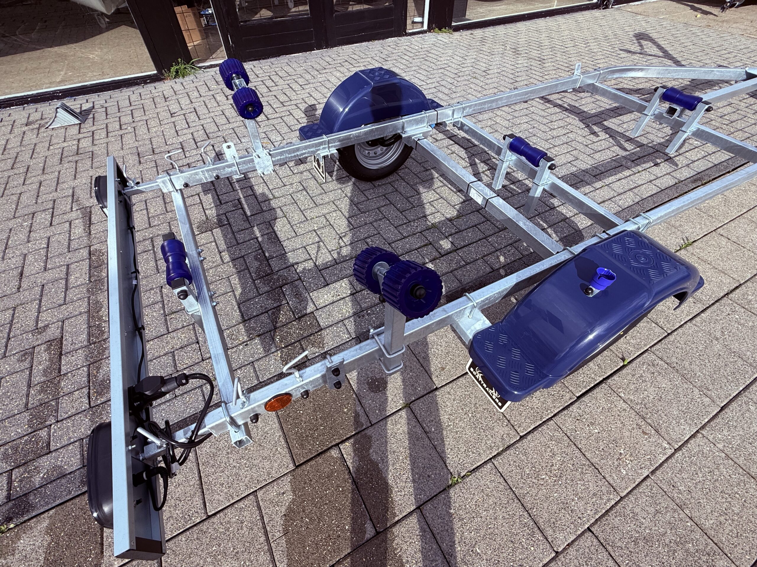 Marlin boottrailer 750 kg %count(title) Officiële Suzuki Marine dealer Noord-Holland Marlin boottrailer 750 kg - Afbeelding 8