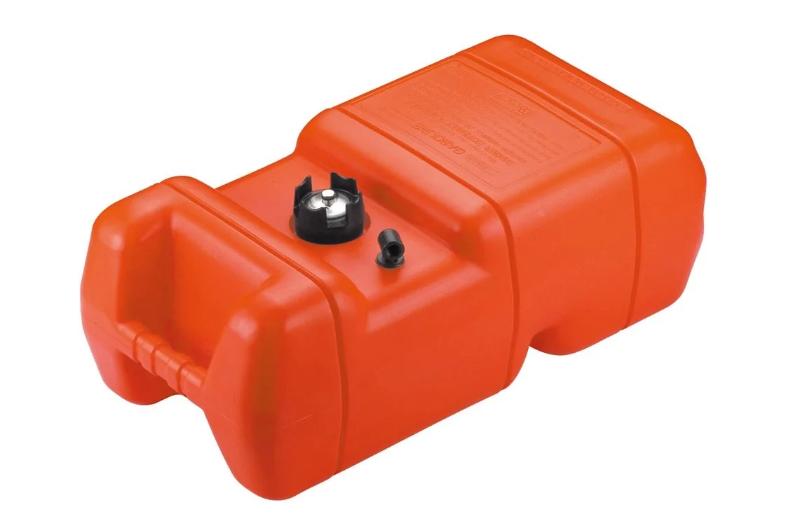 22.8 L. Brandstoftank voor buitenboordmotor %count(title) Officiële Suzuki Marine dealer Noord-Holland 22.8 L. Brandstoftank voor buitenboordmotor